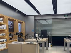 -DJI大疆(深圳华强北曼哈授权体验店)