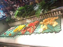 -釜御山海鲜烤肉火锅自助(新城市中心店)