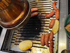 -臻牛烤肉