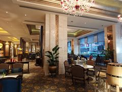 -香榭大堂吧 Champs-Elysées Bar(上海南新雅皇冠假日酒店)