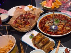 -粉墨特色菜·烧烤音乐酒馆