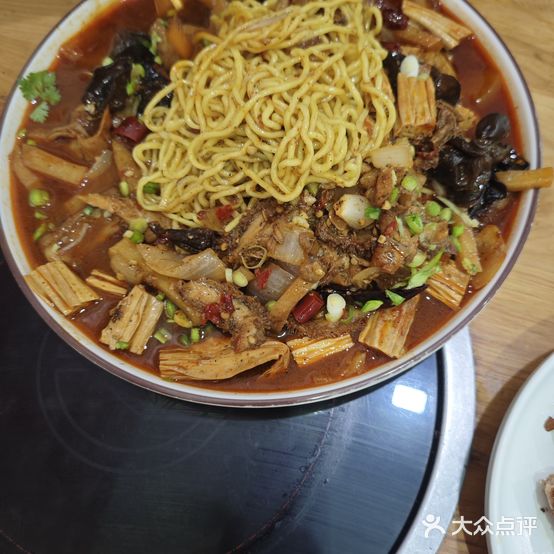 小方桌襄阳牛杂面(颍南路店)