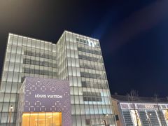 -杭州湖滨银泰in77