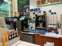 -全家便利店(桂平路店)