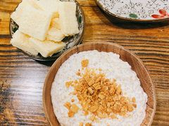 奶嚼口拌炒米-格日勒阿妈蒙古厨房(大召店)