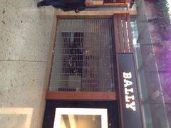 东荟城-东荟城名店仓