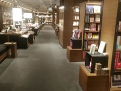 -茑屋书店(天目里店)