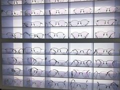 -造寸眼镜·蔡司官方授权店(东门店)