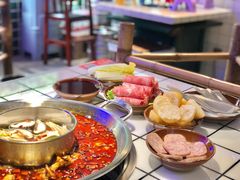 -巴隆门重庆老火锅(太湖路店)