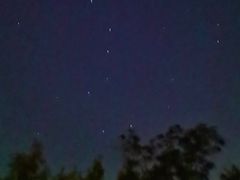 -鬼笑石后山停车场