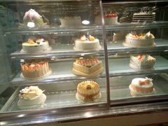 -三色鸽西饼店(黄河路店)