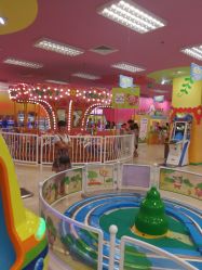 -莫莉幻想儿童乐园(武汉金银潭永旺店)