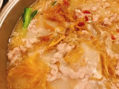 -老来福·非遗酸汤兔(凯旋路店)