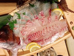 鲷鱼刺身-ジャンボ釣船 つり吉(新世界店)