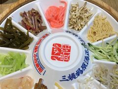 -怪噜范·老贵阳街头名小吃(鸿通城店)