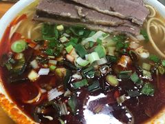 牛肉面加肉-清真·马安军辣子牛肉面