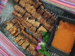 -香巴拉云南餐厅(华莱坞店)