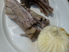 手抓羊肋条肉-贯贯吉·清真餐厅(浙江中路店)