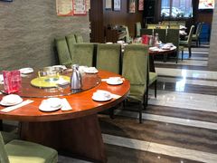 大堂-荣鹏风味烀饼总店