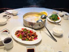 -肥仔文澳门猪骨煲(南京西路店)