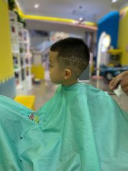 -爆米花儿童美发乐园