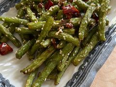 -维吾尔餐厅(宜山路店)