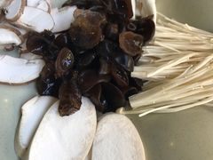 -羊家胡同·龙虾烧烤火锅(龙汇路店)
