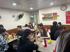 -何永光123鲜牛肉馆(1号店)