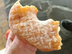-Winchell's Donuts House
