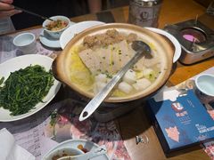 -黄泥岗·地道湖北菜(奥特莱斯店)