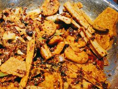 -嘎嘎鸭下巴·爆辣干锅(明教寺店)