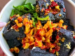 -黑色经典臭豆腐·湖南特产(步行街店)