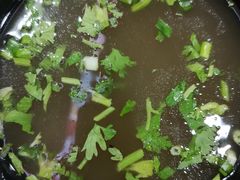 -陆记牛庄·碳锅龙虾烧烤(爱上花园店)