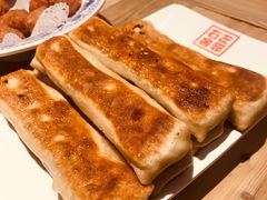 猪肉尖椒香菜-左邻右舍褡裢火烧(石榴园店)