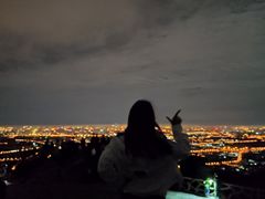 -鬼笑石后山停车场