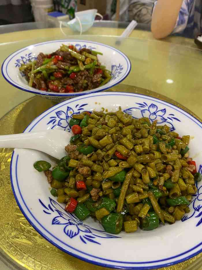 老游独一佳湘菜馆(太白南路店)-"[薄荷]环境:这家算是西安一家有名的