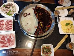 -重庆圣渝老火锅(掌起镇横街店)