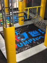 -蹦贝运动中心·蹦床·攀岩·闯关(龙岗店)