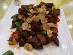 杏鲍菇炒牛柳粒-海宝酒家(中山四路店)