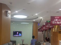 -雅悦齿科(顾村公园店)