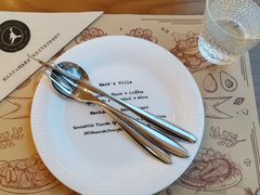 -Mark&Mars Restaurant