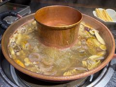 -菌自由丨野生菌火锅特色庭院餐厅(丽江古城店)