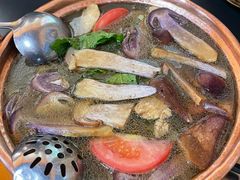 -银同牦牛肉火锅