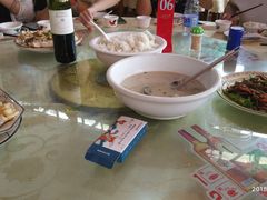 -油田美食农庄