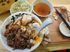 -熊吞·大碗丼烧肉饭(济宁万达广场店)