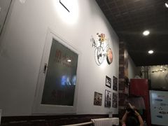 -愉肴麻辣香锅(中北镇店)