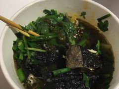 -莫闻味臭豆腐(东百元洪城店)
