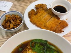 蕈油红汤面-君东记本帮面馆(天钥桥路店)