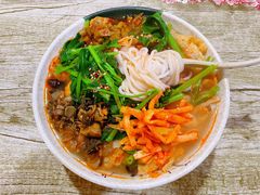 -吉庆桂林米粉·柳州螺蛳粉(港汇广场店)