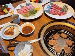 -炼火烤肉店